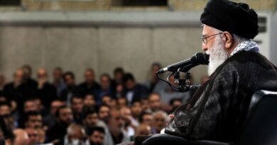علی خامنه‌ای
