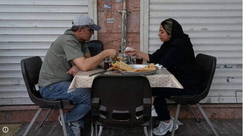 روایت صداهای خاموش شده؛ مردم ایران چگونه هزینه بن‌بست سیاسی و جنگ را با بیکاری و تورم می‌دهند؟