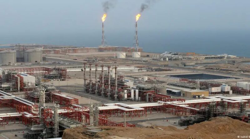 امارات در طول جنگ، ده‌ها حمله هوایی علیه ایران انجام داد