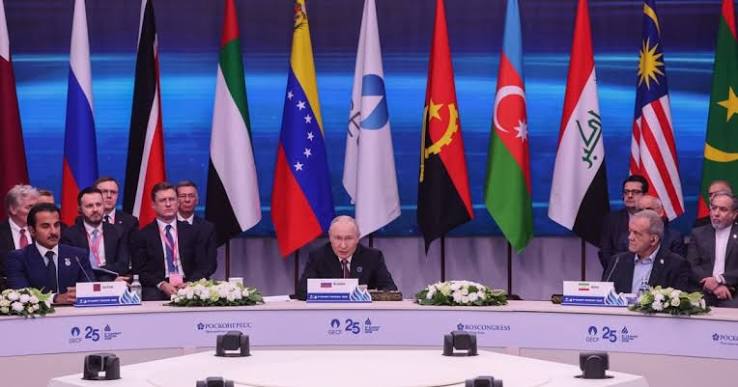دوحه: ایران دست از تهدید بردارد و تنگۀ هرمز را باز کند